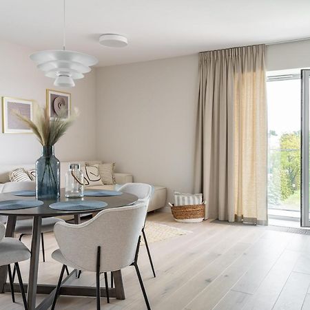 Yacht Park With Sea View By Lion Apartments غدينيا المظهر الخارجي الصورة