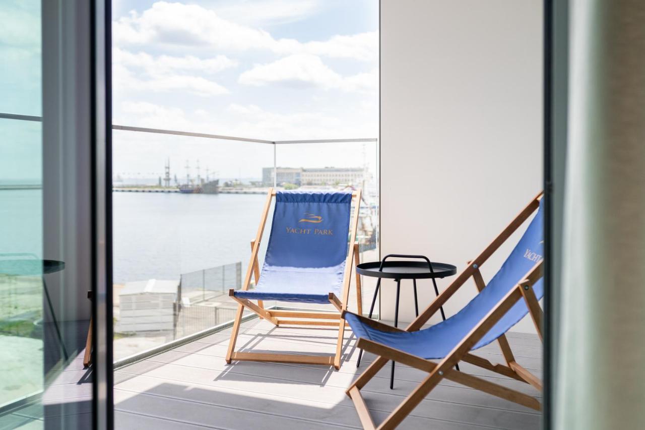 Yacht Park With Sea View By Lion Apartments غدينيا المظهر الخارجي الصورة