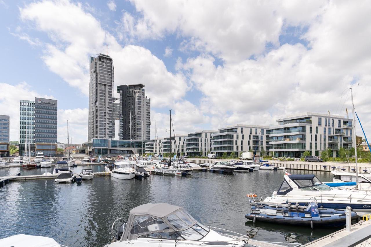 Yacht Park With Sea View By Lion Apartments غدينيا المظهر الخارجي الصورة
